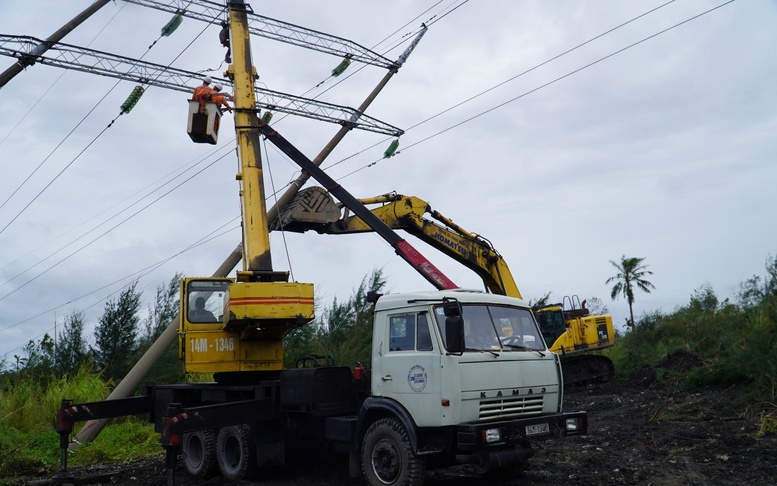 Quảng Ninh: Phấn đấu khôi phục và cấp điện trở lại cho toàn bộ khách hàng trong ngày 20/9