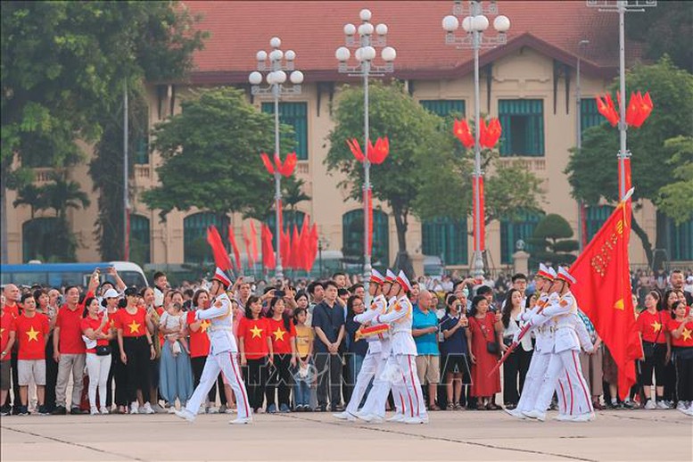 Nghi lễ thượng cờ mừng 79 năm Quốc khánh 2/9- Ảnh 4.