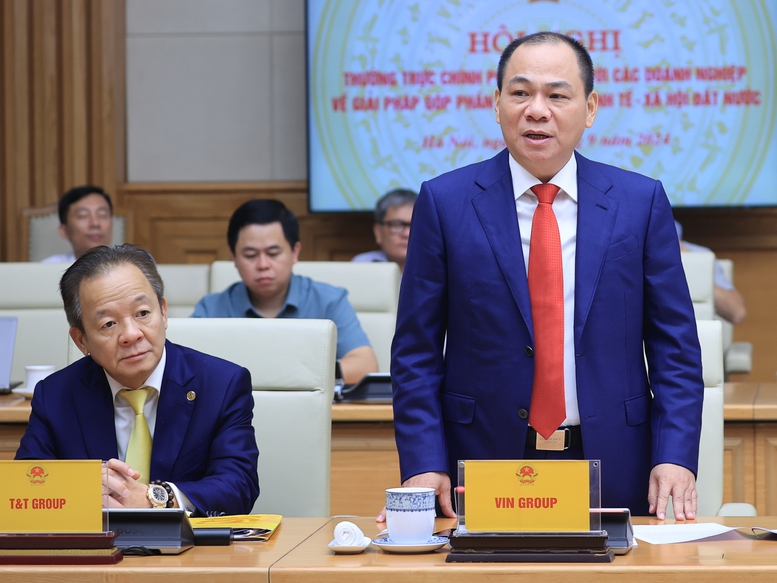 Thủ tướng: Tháo gỡ cho doanh nghiệp là tháo gỡ cho nền kinh tế, doanh nghiệp phát triển là đất nước phát triển- Ảnh 6. Thủ tướng: Tháo gỡ cho doanh nghiệp là tháo gỡ cho nền kinh tế, doanh nghiệp phát triển là đất nước phát triển- Ảnh 6.