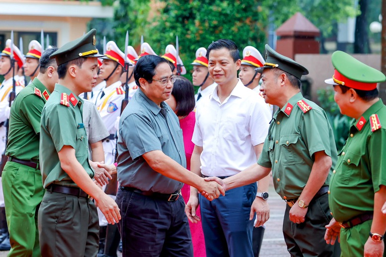 Thủ tướng đánh giá cao mô hình 'Tỉnh an toàn giao thông' đầu tiên trên cả nước- Ảnh 1.