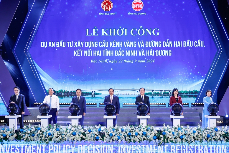Thủ tướng kỳ vọng Bắc Ninh 'khai phá tiềm năng, kiến tạo thịnh vượng'- Ảnh 8. Thủ tướng kỳ vọng Bắc Ninh 'khai phá tiềm năng, kiến tạo thịnh vượng'- Ảnh 8.