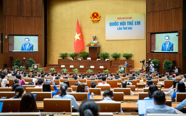Chủ tịch Quốc hội Trần Thanh Mẫn phát biểu tại Phiên họp giả định 'Quốc hội trẻ em' lần thứ 2