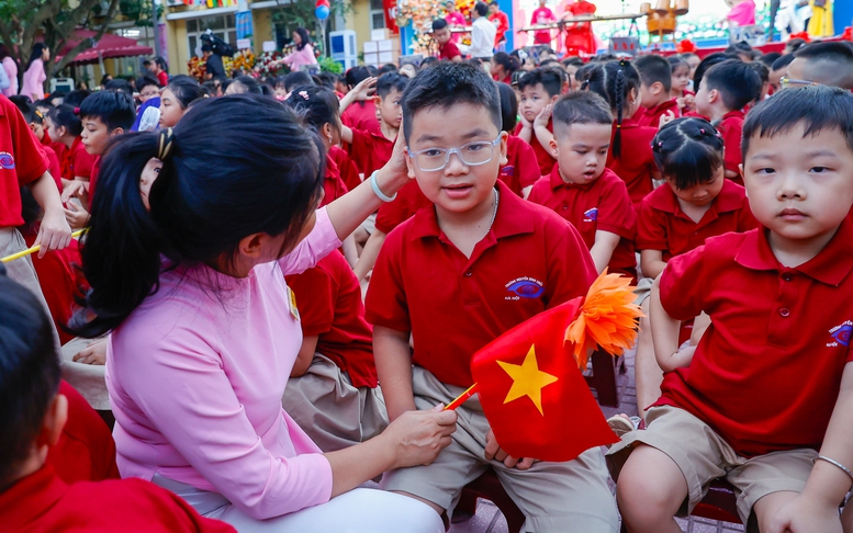 Hơn 25 triệu học sinh, sinh viên hân hoan bước vào năm học mới