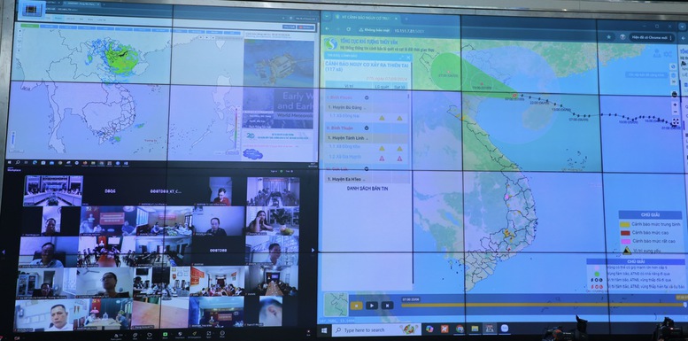 Phó Thủ tướng Trần Hồng Hà kiểm tra công tác dự báo, ứng trực phòng chống bão số 3 tại các địa phương- Ảnh 4.