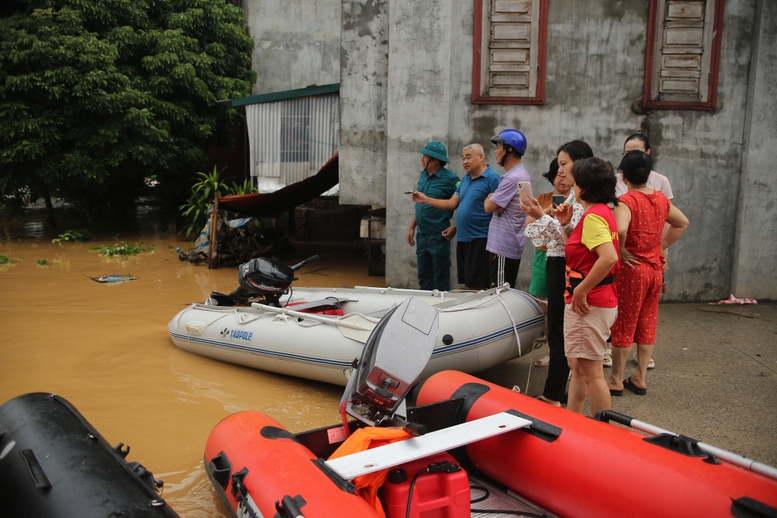 Các địa phương ứng phó mưa lũ do hoàn lưu bão số 3- Ảnh 7.