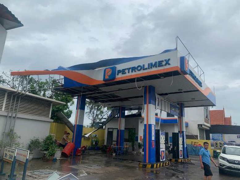 Petrolimex khẩn trương khắc phục thiệt hại, bảo đảm phục vụ người dân sau bão Yagi- Ảnh 3.