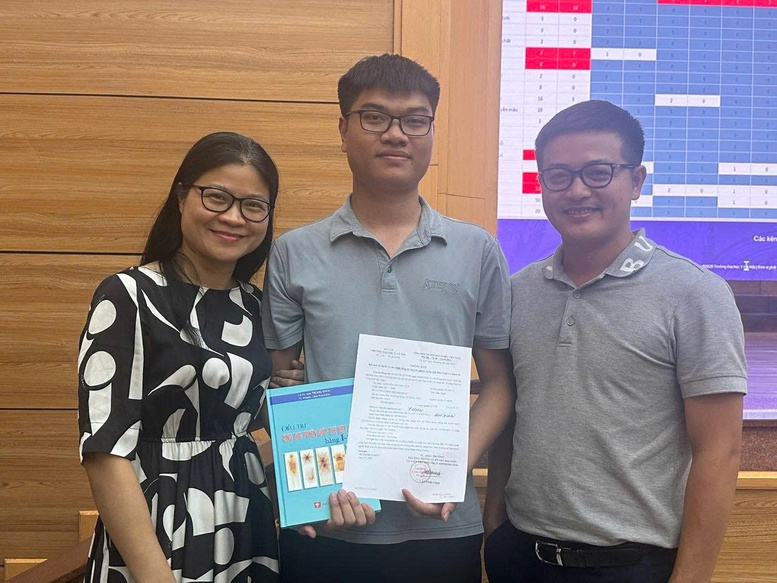 Sinh viên Hải Phòng đứng đầu kỳ thi tuyển bác sỹ nội trú cả nước- Ảnh 1.