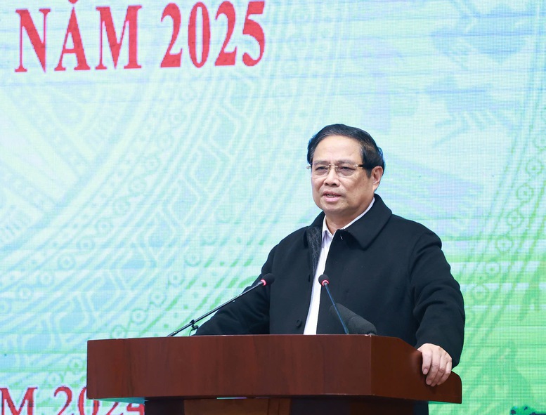 Thủ tướng dự hội nghị tổng kết công tác tài chính-ngân sách năm 2024 và triển khai nhiệm vụ năm 2025- Ảnh 1.
