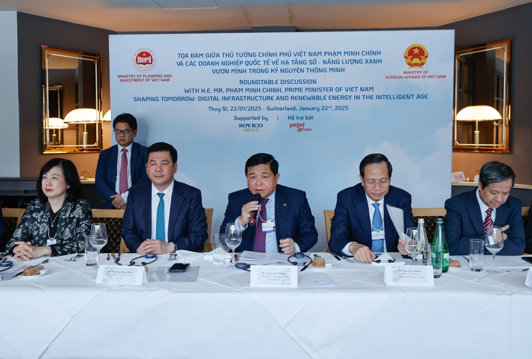 Chính phủ cam kết tạo mọi điều kiện thuận lợi để phát triển hạ tầng số và năng lượng xanh- Ảnh 2. Chính phủ cam kết tạo mọi điều kiện thuận lợi để phát triển hạ tầng số và năng lượng xanh- Ảnh 2.