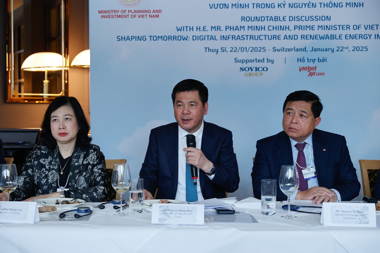 Chính phủ cam kết tạo mọi điều kiện thuận lợi để phát triển hạ tầng số và năng lượng xanh- Ảnh 3. Chính phủ cam kết tạo mọi điều kiện thuận lợi để phát triển hạ tầng số và năng lượng xanh- Ảnh 3.