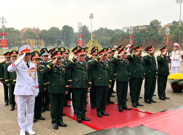 Lãnh đạo Đảng, Nhà nước vào Lăng viếng Chủ tịch Hồ Chí Minh- Ảnh 3.