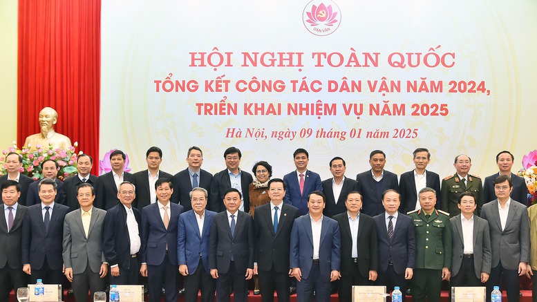 Thường trực Ban Bí thư Trần Cẩm Tú dự Hội nghị toàn quốc triển khai công tác dân vận năm 2025- Ảnh 3.