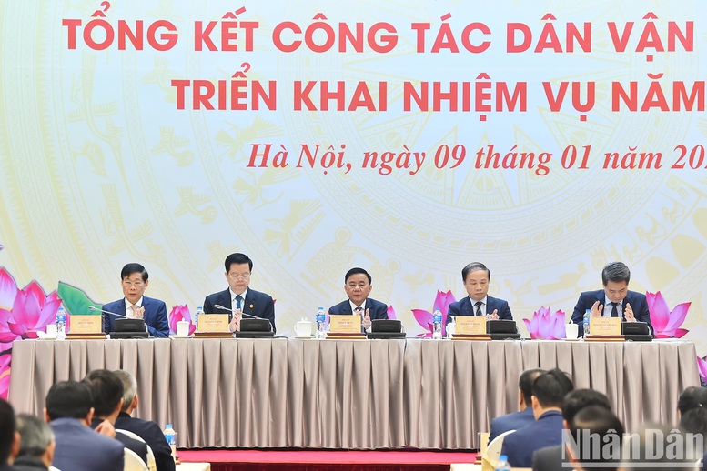 Thường trực Ban Bí thư Trần Cẩm Tú dự Hội nghị toàn quốc triển khai công tác dân vận năm 2025- Ảnh 1.