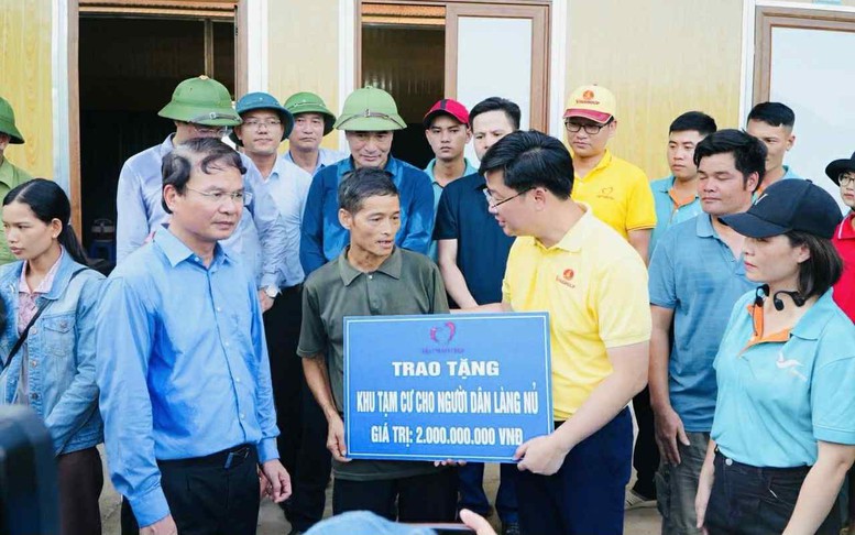 Vingroup hỗ trợ khẩn cấp 500 tỷ đồng cho đồng bào bị thiệt hại do bão số 10