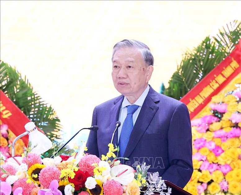 Tổng Bí thư Tô Lâm dự Lễ kỷ niệm 80 năm Ngày truyền thống LLVT Quân khu 4- Ảnh 3.