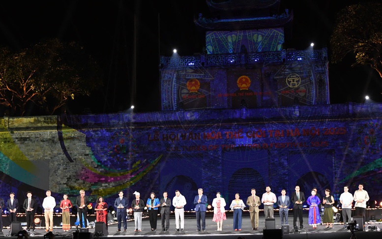 Lễ hội Văn hóa Thế giới lần thứ nhất thu hút hơn 1 triệu lượt khách tham quan