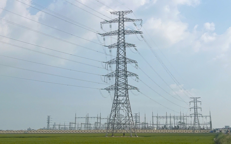 Nỗ lực đưa dự án TBA 500 kV Quảng Trị và đường dây đấu nối về đích đúng hẹn- Ảnh 5. Đóng điện thành công dự án chào mừng thành công Đại hội Đảng bộ Chính phủ lần thứ I