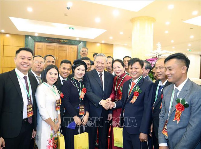 Tổng Bí thư Tô Lâm gặp mặt đại biểu Nông dân Việt Nam xuất sắc, Nhà khoa học của nhà nông năm 2025- Ảnh 3.