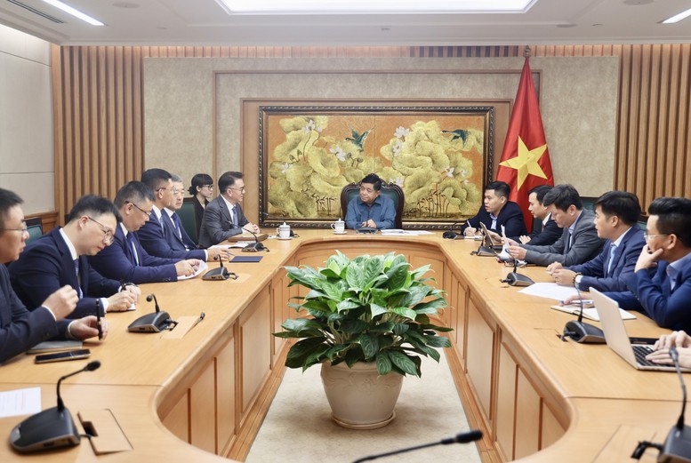 Khuyến khích Tập đoàn TCL chuyển giao công nghệ và hỗ trợ doanh nghiệp Việt Nam tham gia chuỗi cung ứng- Ảnh 1.