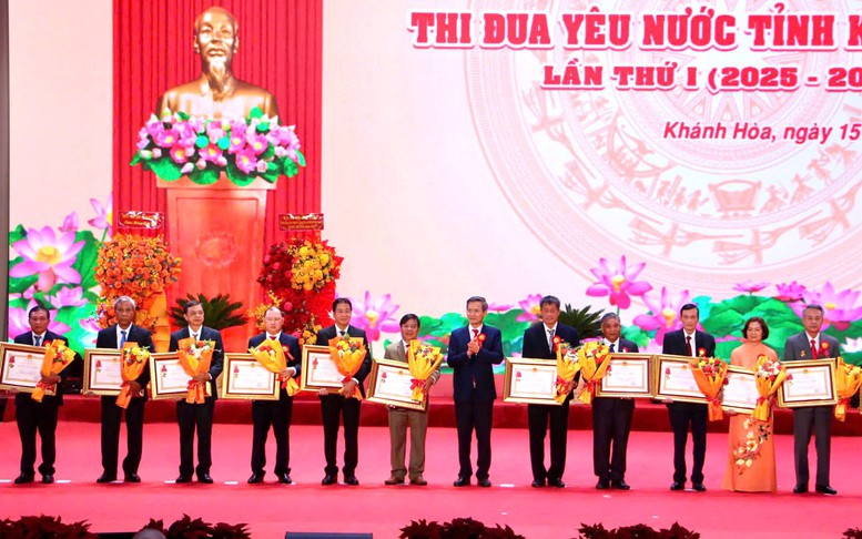 Khánh Hòa: Tôn vinh những 'lá cờ đầu' trong phong trào thi đua yêu nước