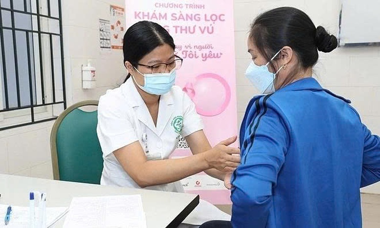 Chiến dịch nâng cao nhận thức về bệnh ung thư vú- Ảnh 2.
