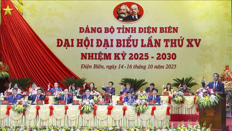 Đồng chí Trần Tiến Dũng được bầu giữ chức Bí thư Tỉnh ủy Điện Biên nhiệm kỳ 2025-2030- Ảnh 1.