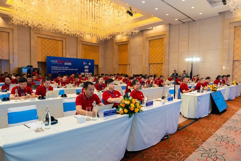 Đưa hạ tầng Internet Việt Nam phát triển thông minh, an toàn, bền vững- Ảnh 1.