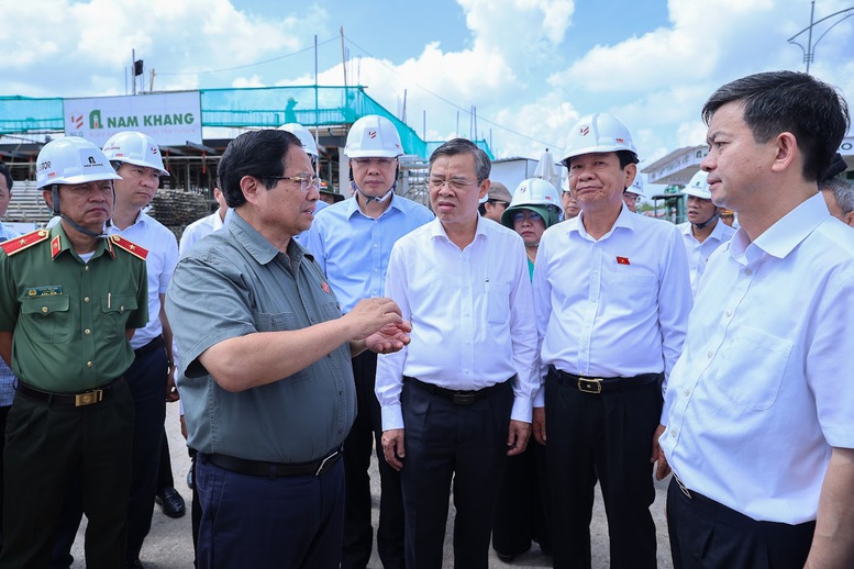 Thủ tướng: Giao các doanh nghiệp làm tốt tiếp tục triển khai các dự án nhà ở xã hội- Ảnh 2.