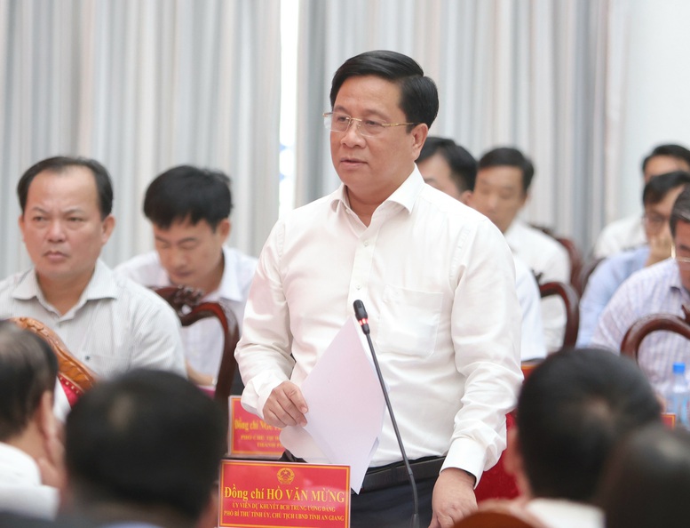Thủ tướng: Nhiệm kỳ này đã dành 600 nghìn tỷ đồng cho giao thông ĐBSCL- Ảnh 4.
