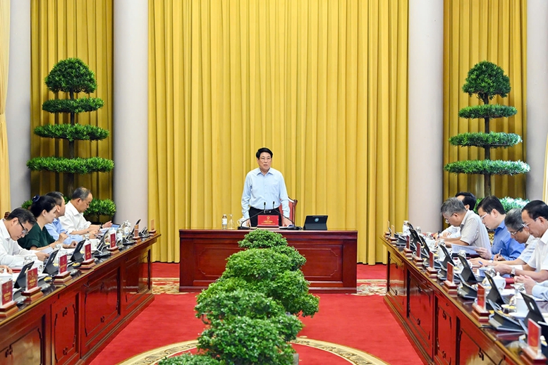 Chủ tịch nước Lương Cường làm việc với Văn phòng Chủ tịch nước về triển khai nhiệm vụ trọng tâm- Ảnh 1.