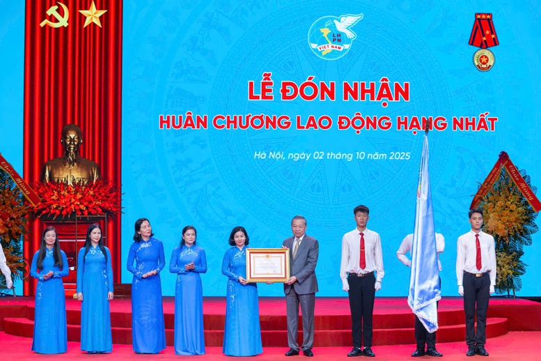 Trung ương Hội Liên hiệp Phụ nữ Việt Nam đón nhận Huân chương Lao động hạng Nhất- Ảnh 1.