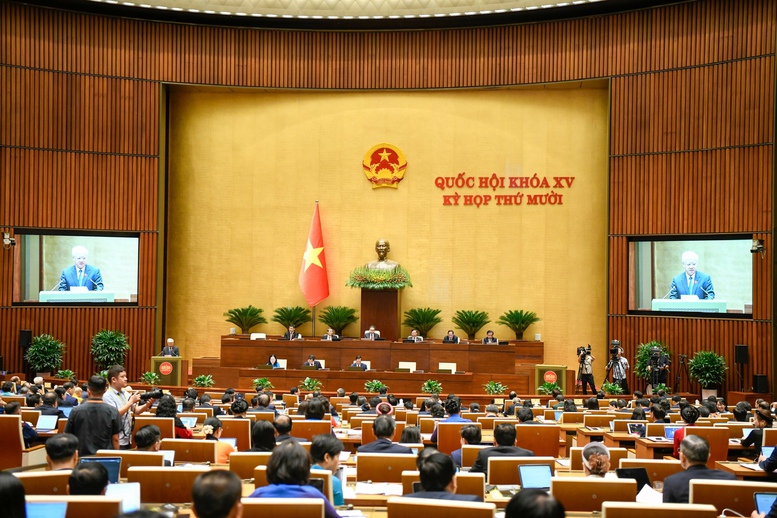 Nhân dân mong đợi giải pháp căn cơ, khả thi tháo gỡ ngập lụt, tắc đường- Ảnh 1.
