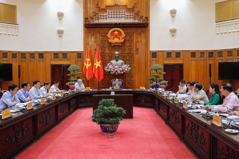 Thủ tướng: Rà soát, hoàn thành các công việc tới cuối năm theo thứ tự ưu tiên- Ảnh 1.