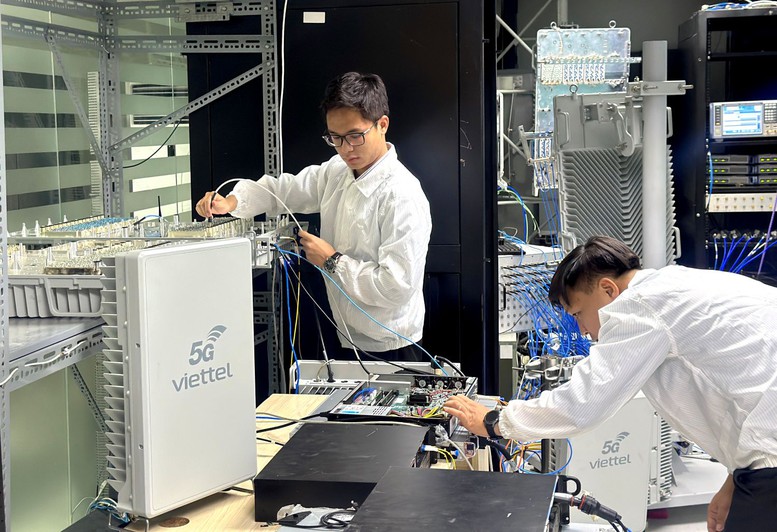 Lần đầu thiết bị viễn thông do Việt Nam sản xuất chinh phục 
