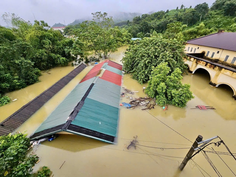 Ngành Giáo dục hướng đến 'trường học an toàn trước thiên tai'- Ảnh 1.