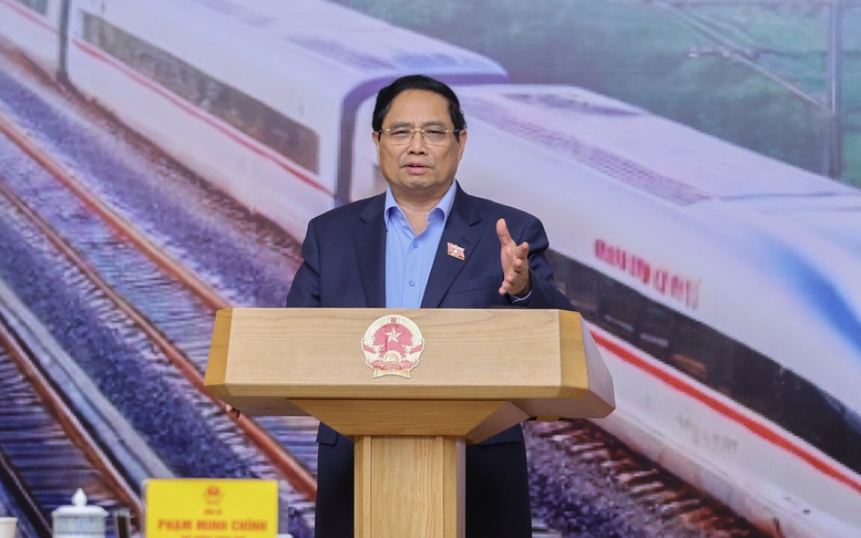 Thủ tướng: Chủ động, tích cực thúc đẩy các dự án đường sắt và chuyển giao, phát triển công nghệ