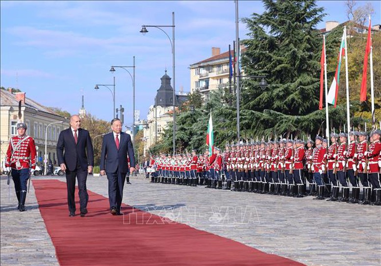Lễ đón Tổng Bí thư Tô Lâm và Phu nhân thăm chính thức Cộng hòa Bulgaria- Ảnh 5.