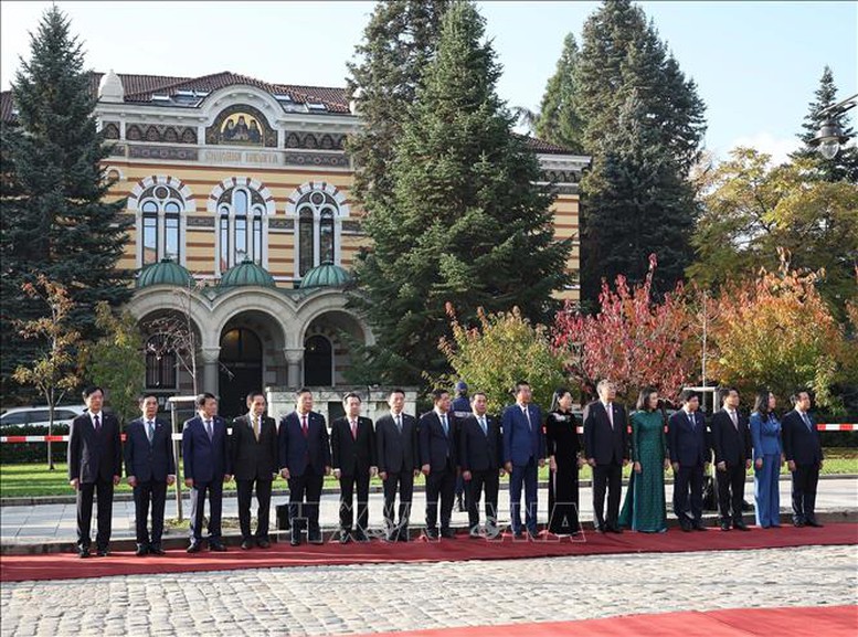 Lễ đón Tổng Bí thư Tô Lâm và Phu nhân thăm chính thức Cộng hòa Bulgaria- Ảnh 6.