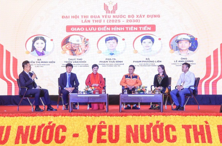Bộ Xây dựng: Thi đua yêu nước, 'giữ lửa' yêu nghề trong giai đoạn mới- Ảnh 2. Bộ Xây dựng: Thi đua yêu nước, 'giữ lửa' yêu nghề trong giai đoạn mới- Ảnh 2.