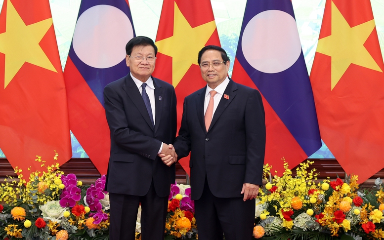 Việt Nam trước sau như một, dành ưu tiên cao nhất cho quan hệ đặc biệt với Lào