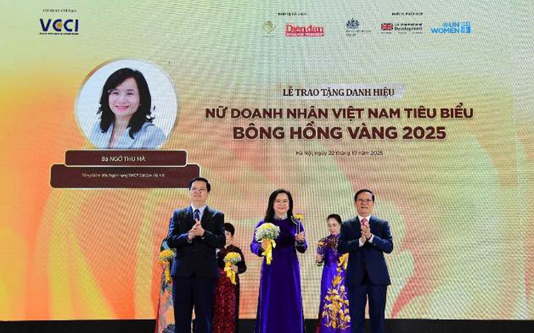 Tổng Giám đốc SHB được trao danh hiệu Nữ doanh nhân Việt Nam tiêu biểu