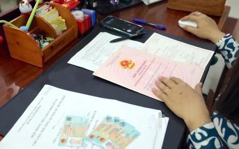 Cần sớm ban hành bộ tiêu chí 'sức khỏe đất lúa'- Ảnh 4. Hướng dẫn đính chính thông tin Giấy chứng nhận quyền sử dụng đất