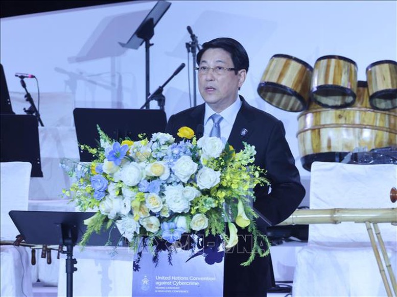 Cùng viết nên câu chuyện tương lai số bền vững, an toàn và nhân văn- Ảnh 1. Cùng viết nên câu chuyện tương lai số bền vững, an toàn và nhân văn- Ảnh 1.
