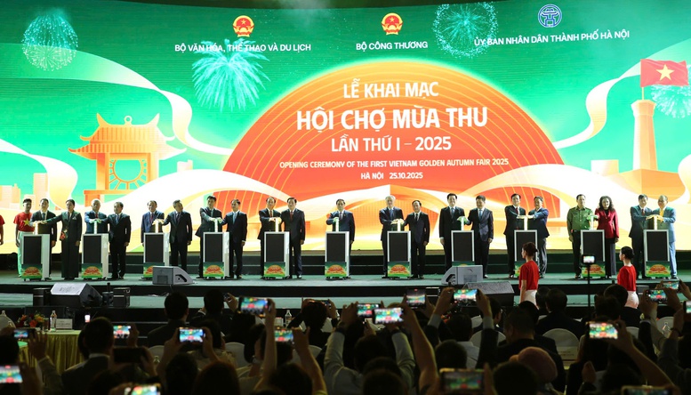 Thủ tướng: Xây dựng Việt Nam trở thành trung tâm triển lãm hàng đầu châu Á, điểm đến hội chợ thương mại quốc tế- Ảnh 2. Thủ tướng: Xây dựng Việt Nam trở thành trung tâm triển lãm hàng đầu châu Á, điểm đến hội chợ thương mại quốc tế- Ảnh 2.
