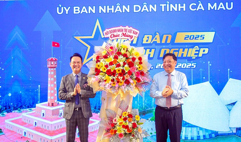 Cà Mau đồng hành cùng doanh nghiệp: Bứt phá từ cải cách và niềm tin đầu tư- Ảnh 2. Cà Mau đồng hành cùng doanh nghiệp: Bứt phá từ cải cách và niềm tin đầu tư- Ảnh 2.