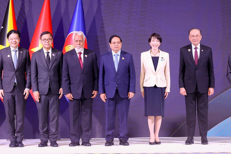 Thủ tướng: Quan hệ ASEAN - Nhật Bản cần chuyển biến mạnh mẽ với 3 trọng tâm hợp tác- Ảnh 5. Thủ tướng: Quan hệ ASEAN - Nhật Bản cần chuyển biến mạnh mẽ với 3 trọng tâm hợp tác- Ảnh 5.