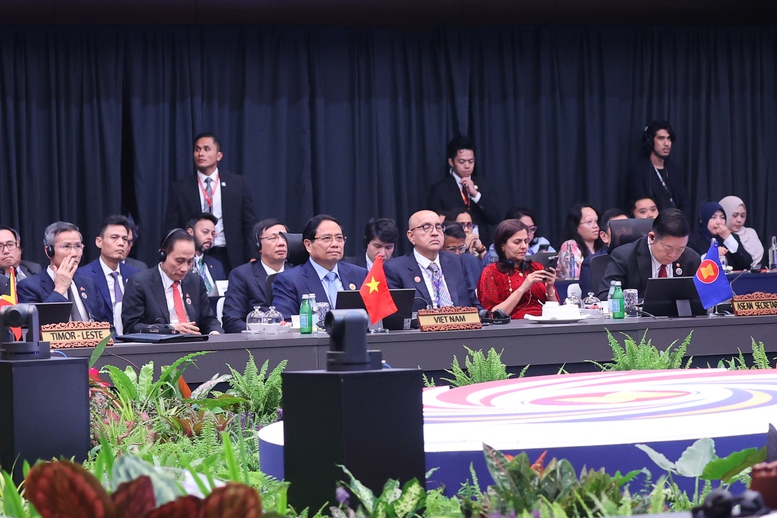 Thủ tướng: Quan hệ ASEAN - Nhật Bản cần chuyển biến mạnh mẽ với 3 trọng tâm hợp tác- Ảnh 4. Thủ tướng: Quan hệ ASEAN - Nhật Bản cần chuyển biến mạnh mẽ với 3 trọng tâm hợp tác- Ảnh 4.
