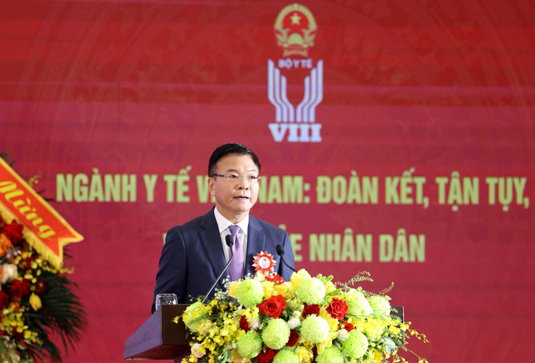 Phó Thủ tướng Lê Thành Long lưu ý 5 nội dung tại Đại hội Thi đua yêu nước ngành y tế- Ảnh 1. Phó Thủ tướng Lê Thành Long lưu ý 5 nội dung tại Đại hội Thi đua yêu nước ngành y tế- Ảnh 1.