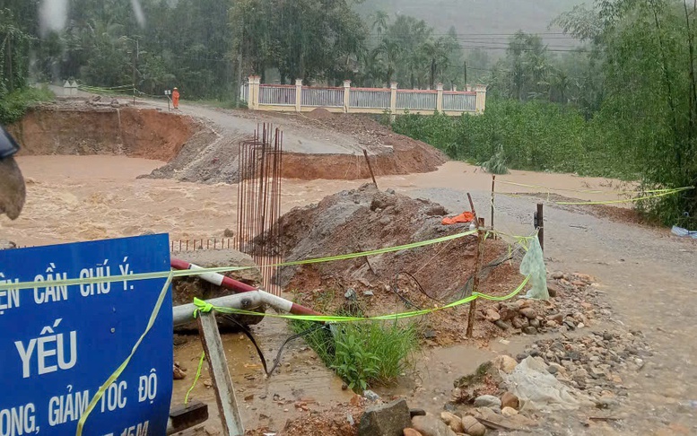 Mưa lớn trên diện rộng tại Đà Nẵng, các hồ thủy điện bắt đầu xả nước