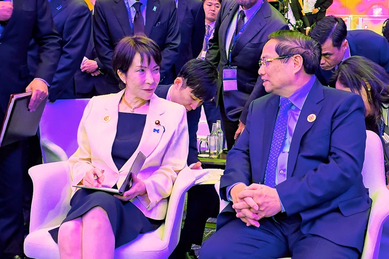 Thủ tướng Phạm Minh Chính gặp tân Thủ tướng Nhật Bản Takaichi Sanae- Ảnh 1. Thủ tướng Phạm Minh Chính gặp tân Thủ tướng Nhật Bản Takaichi Sanae- Ảnh 1.